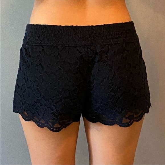 Hollister shorts - Picture 3 of 3